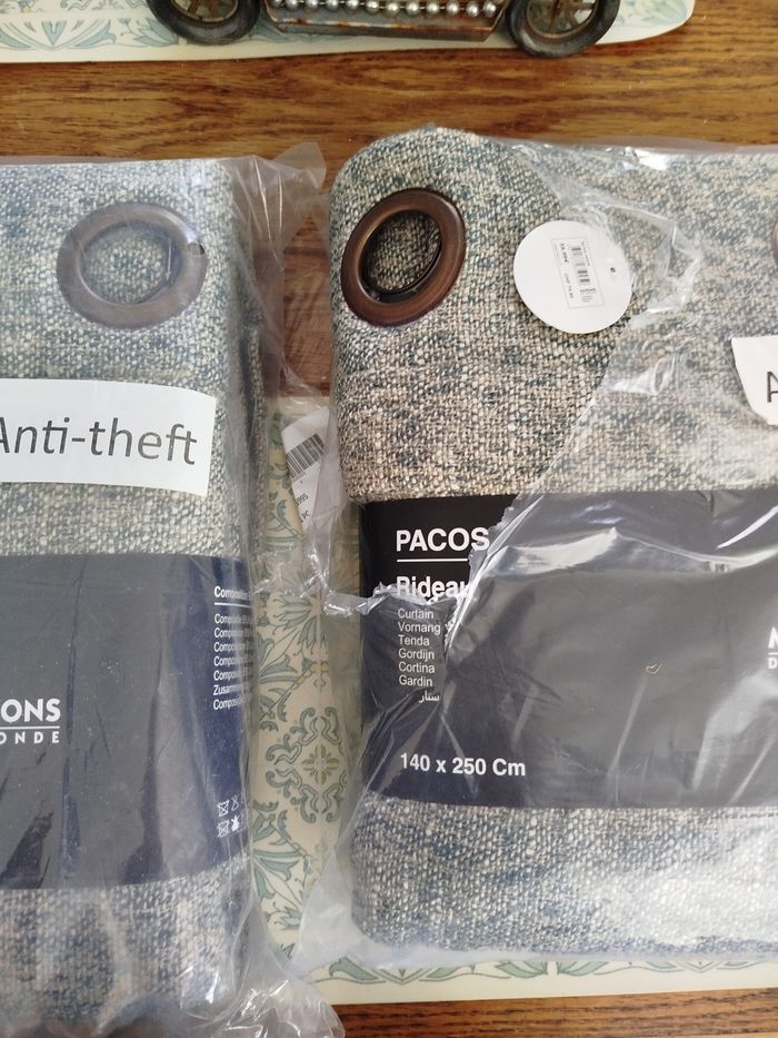 Lot de deux magnifiques rideaux - photo numéro 9