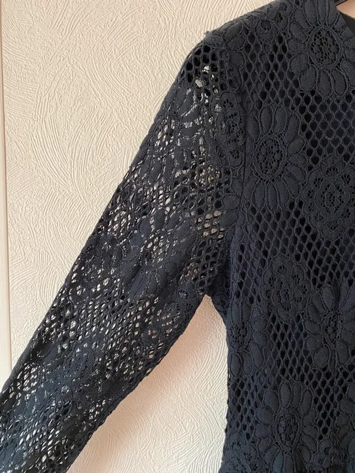 Robe dentelle noire - photo numéro 4