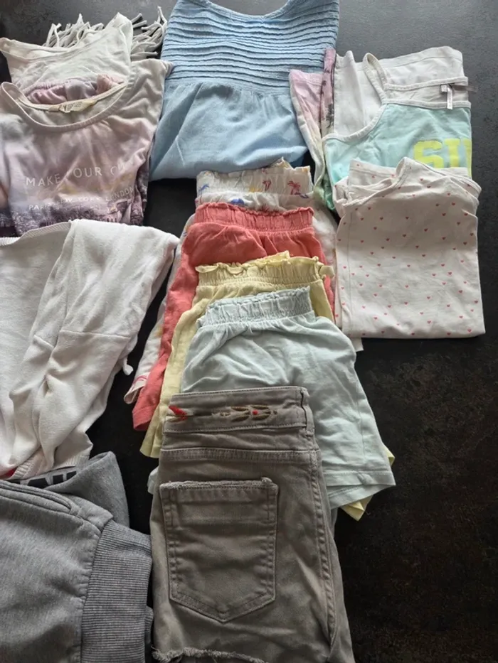 Lot vêtements fille 12 ans - photo numéro 2