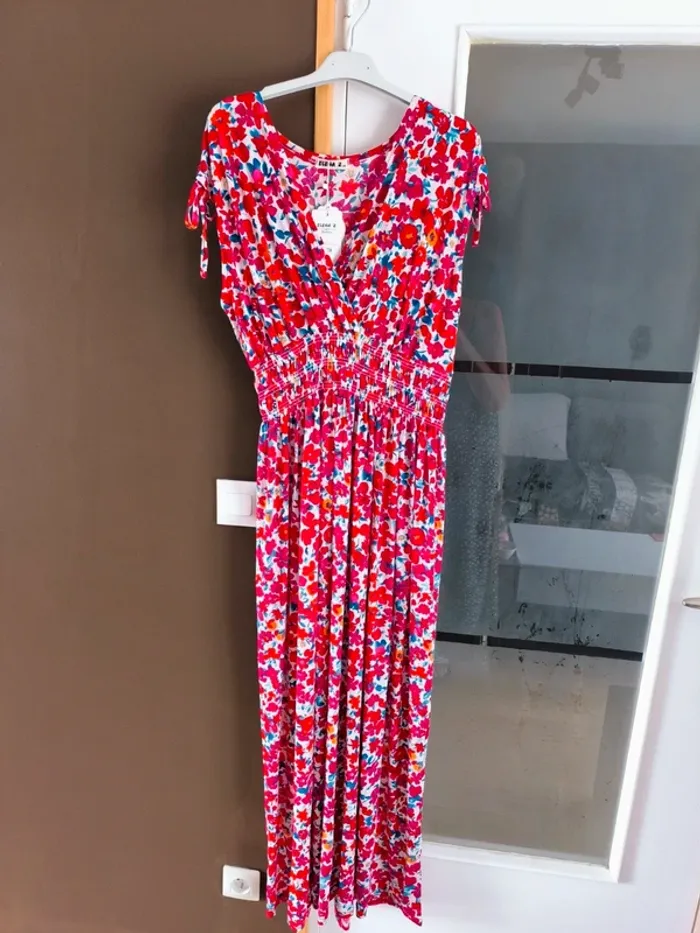 Robe longue femme été rouge et blanche à fleurs TU 38 à 46 - photo numéro 12