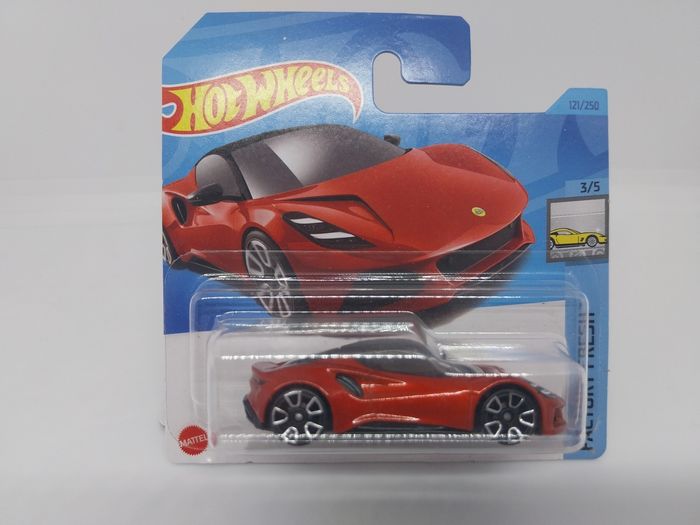 Hot Wheels Lotus Emira 2023