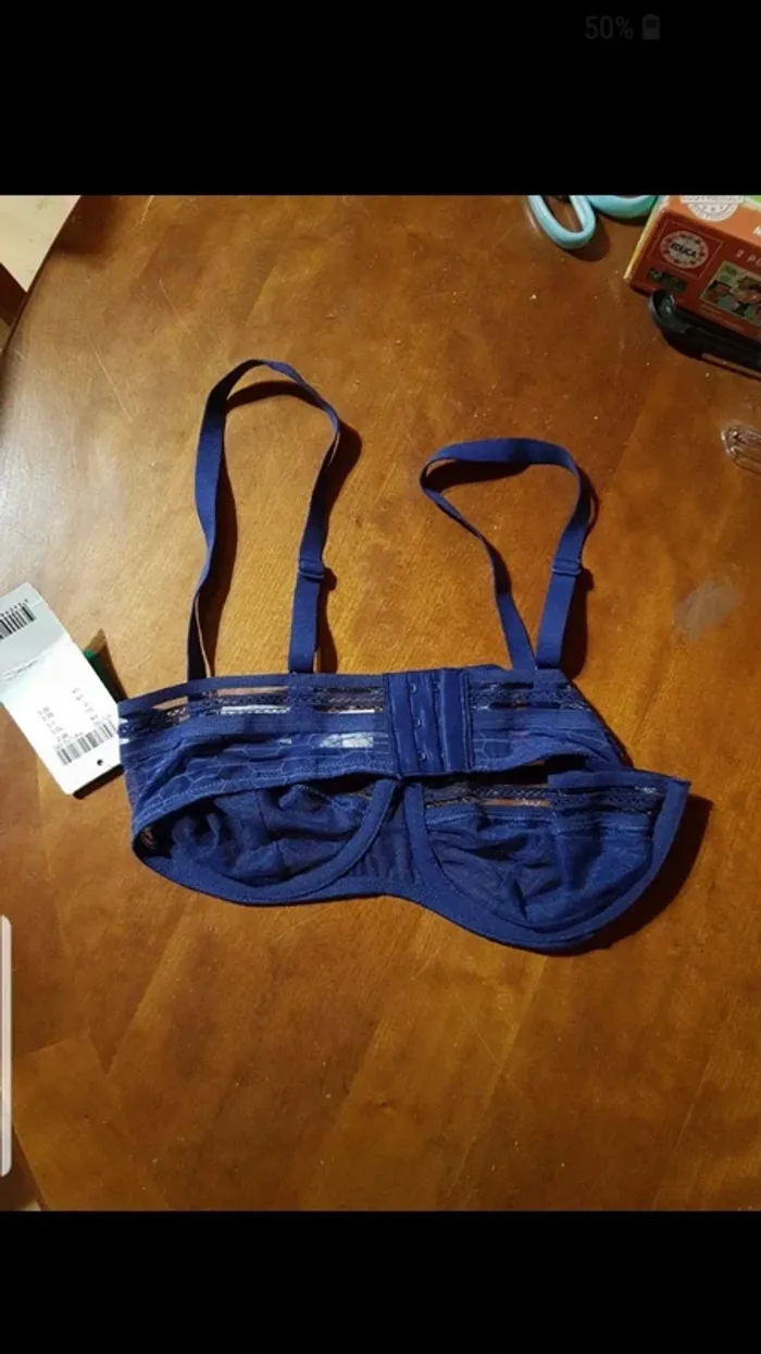 Soutien gorge passionata de chantelle  85C - photo numéro 4