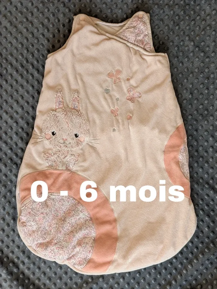 Gigoteuse lapin Domiva 0-6 mois – Saumon corail