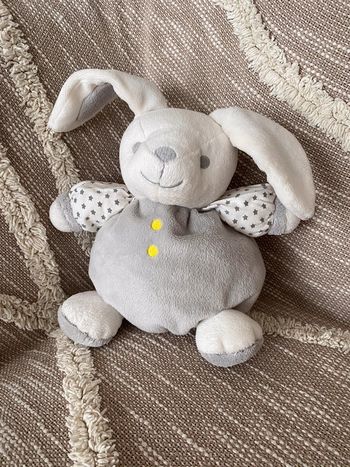Peluche doudou boule 22cm Obaïbi lapin blanc et gris étoile très bon état