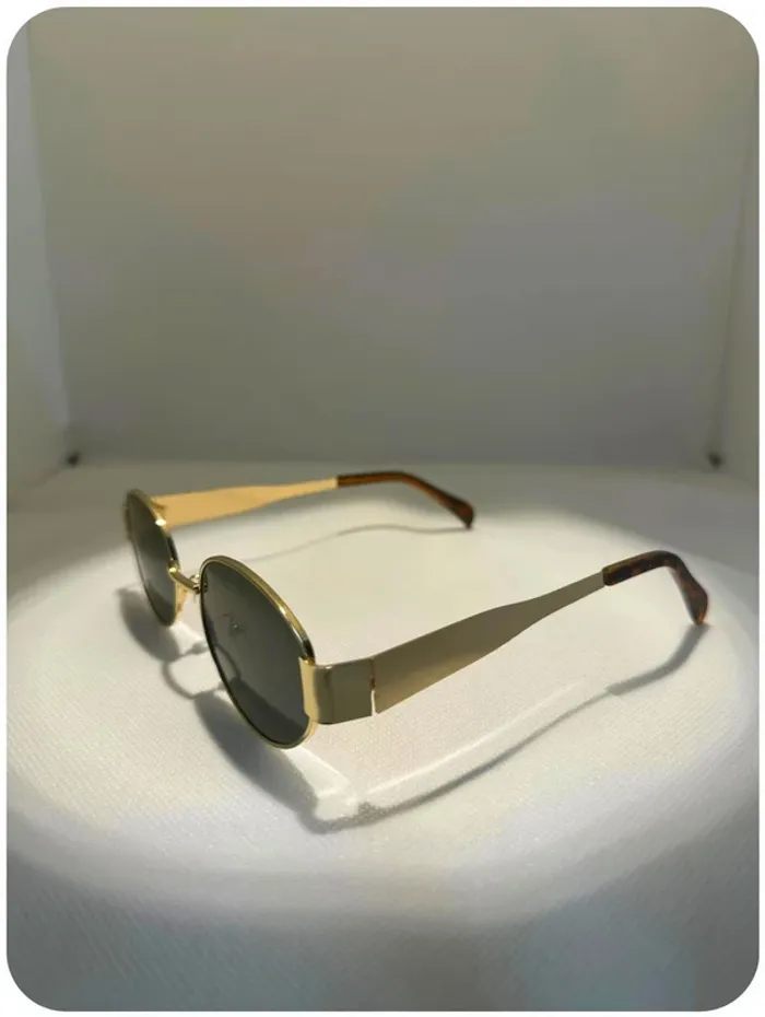 Lunettes de soleil - photo numéro 2