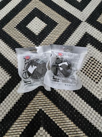 Lot de 2 éponges konjac au charbon neuves