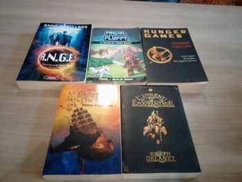 Lot de 5 livres pour ado (4.99€ les 5)(2)