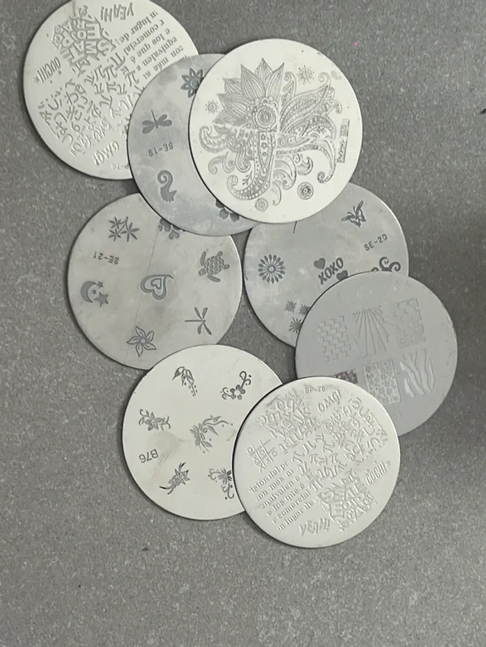 Lot 8 plaques Stamping Nail Art - photo numéro 2