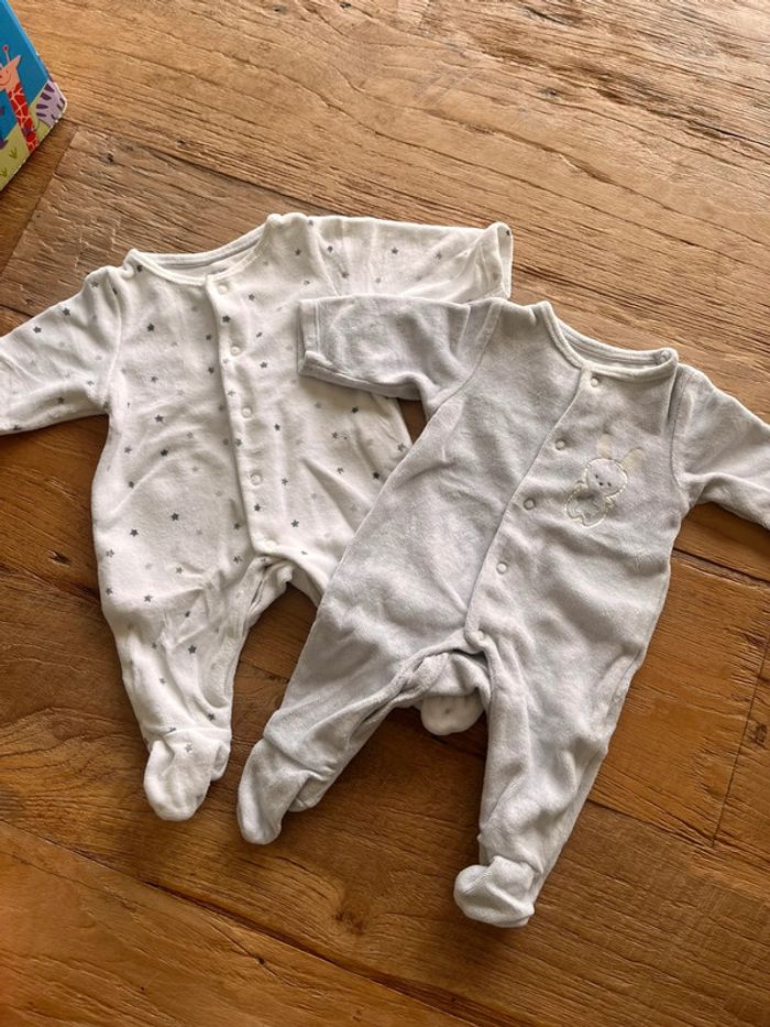 2 pyjama 1 mois Obaibi