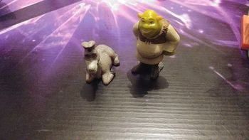 Lot 2 figurines Shrek