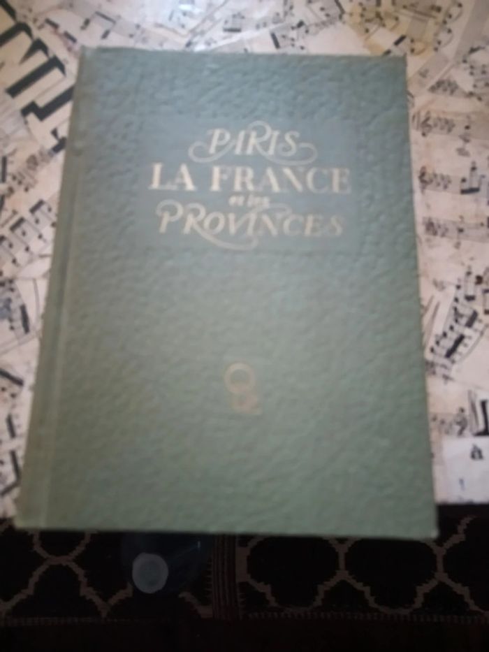 Paris La France et les Provinces édition Odé 1944 - photo numéro 2