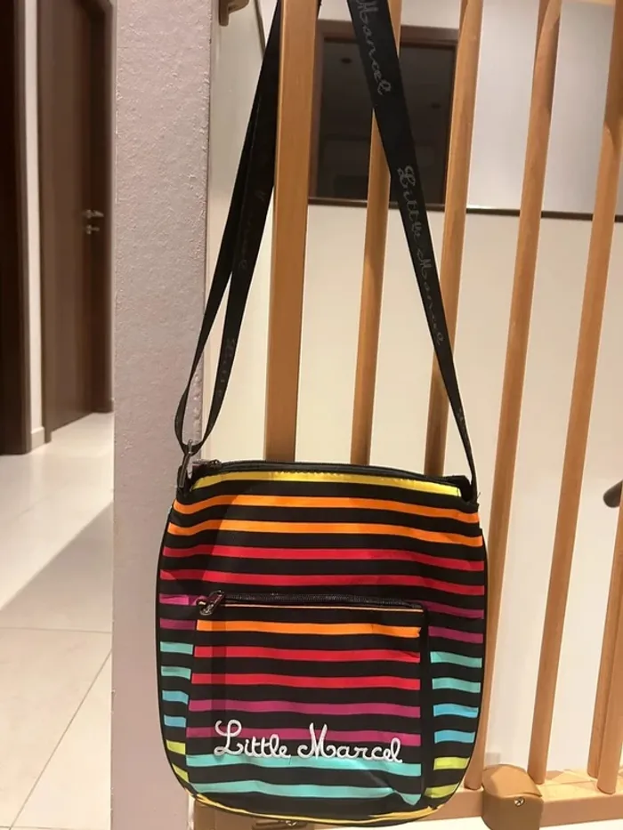 Sac pochette bandoulière rigide plate Little Marcel - photo numéro 2