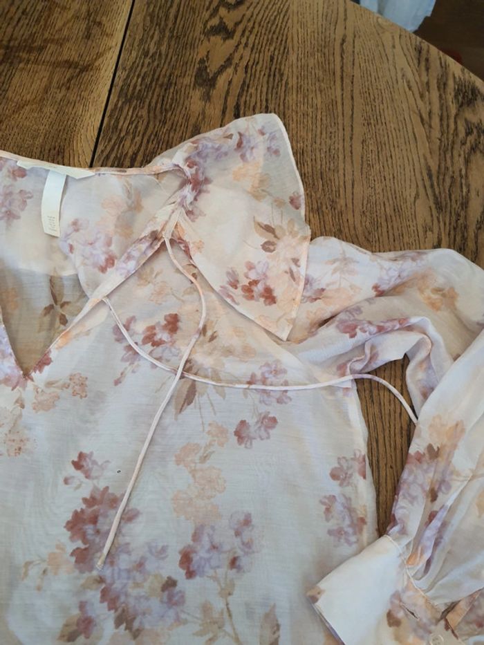 Jolie Blouse blanche fleuries H&M eur M - photo numéro 14