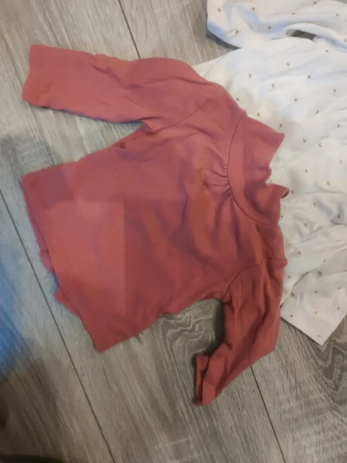 lot deux sous pull col roulé