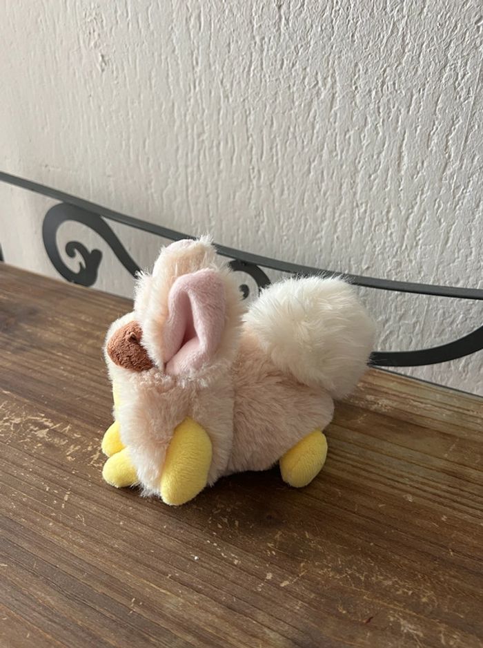 Petite peluche Sanrio lapin Pompompurin de Taiwan 15x14cm - photo numéro 5