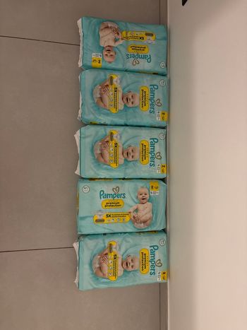 Pampers premium protection t2 lot de 5 pack