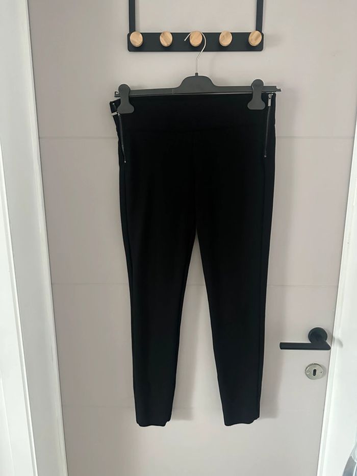 Pantalon noir Zara – Taille L (convient M) - photo numéro 3