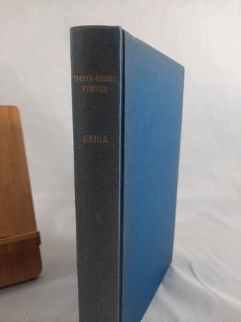 Marie Louise Fischer, Erika