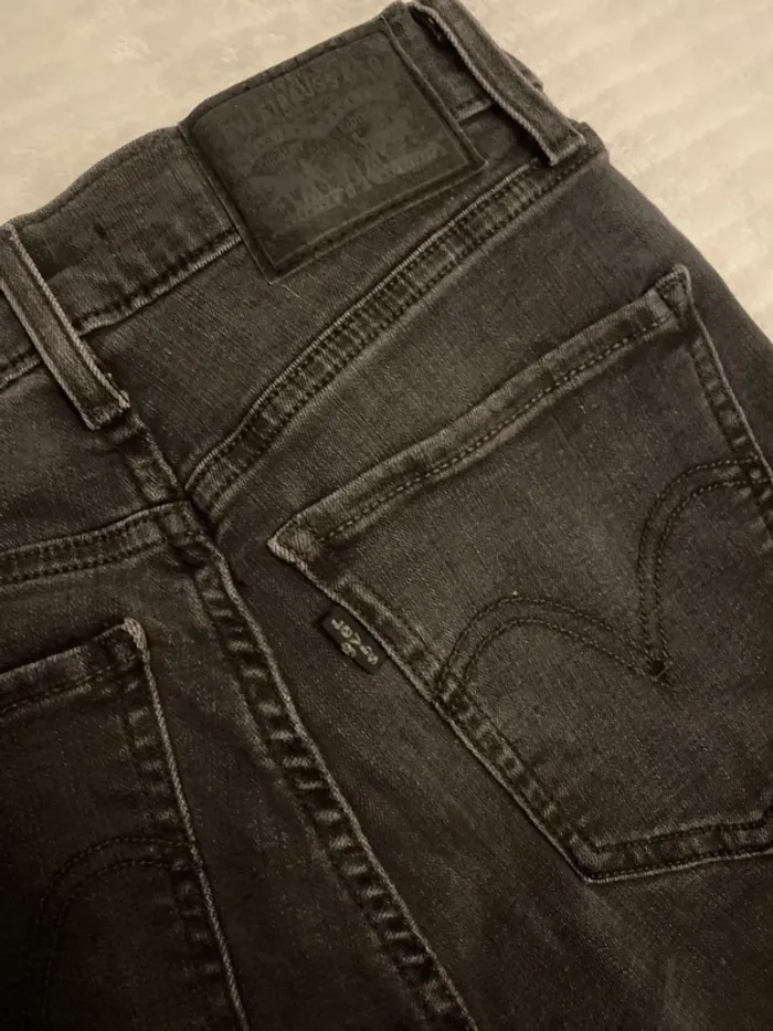 Short Levis - photo numéro 5