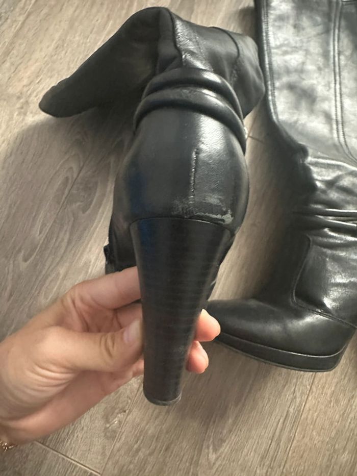 Bottes noires à talons - photo numéro 7