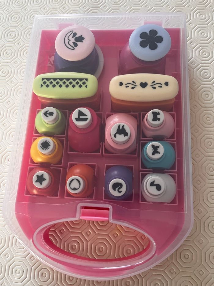 Malette divers poinçonneuses