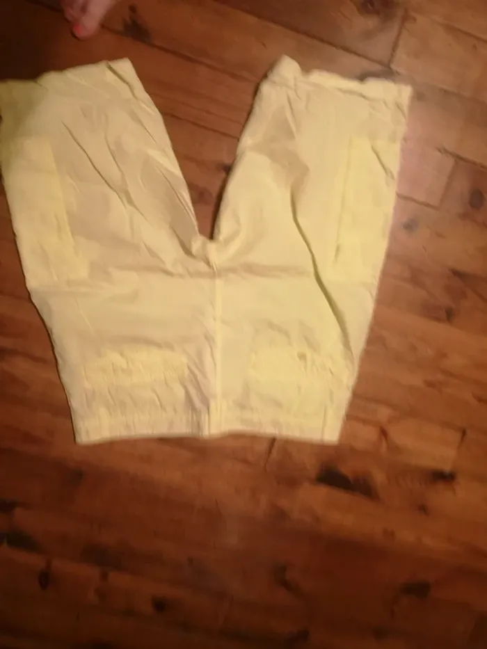 Pantacourt jaune homme - photo numéro 2