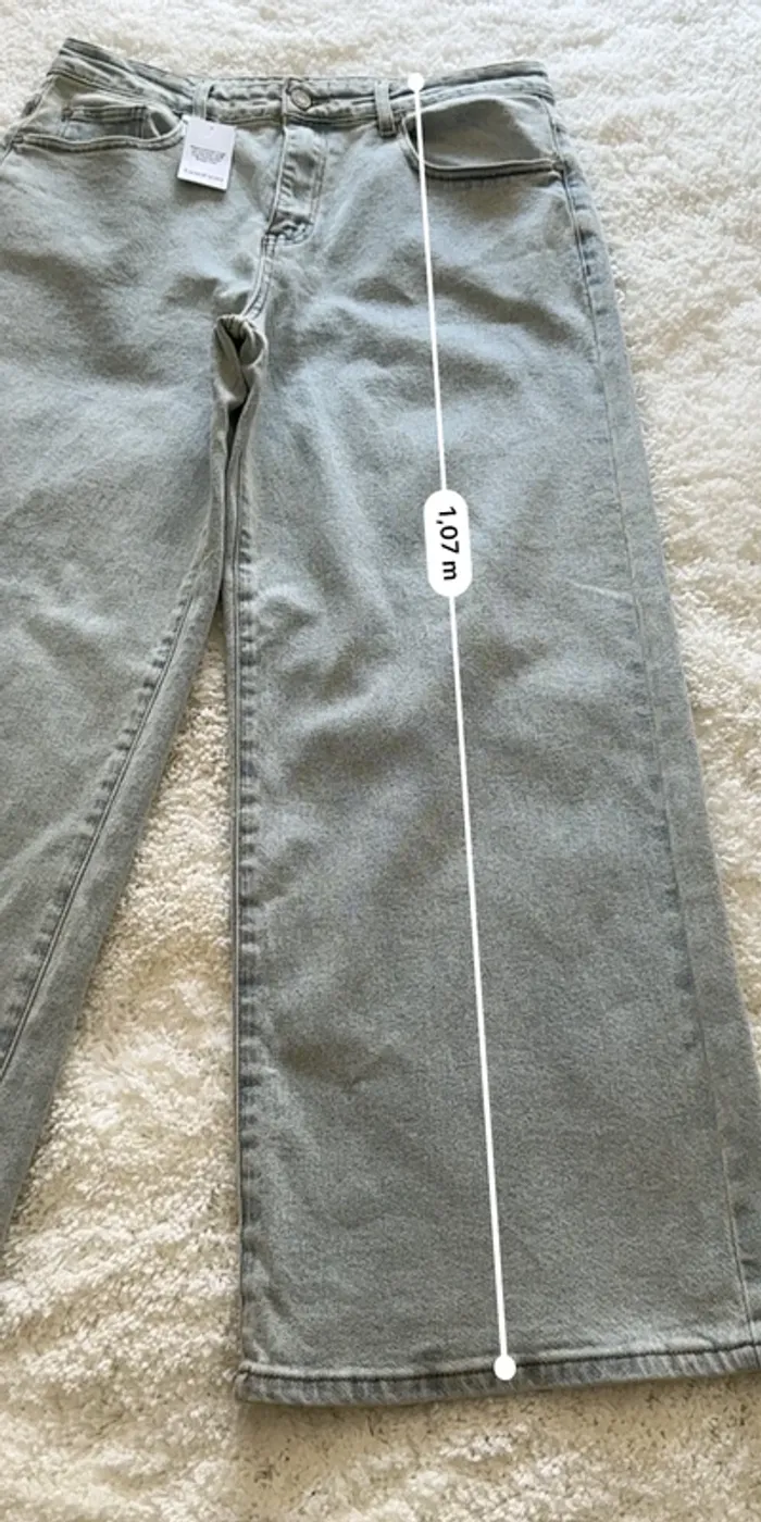 Boohoo – Jean large délavé – Taille 42 / UK 14 – Confort stretch - Neuf - Légère tache arrière - photo numéro 7