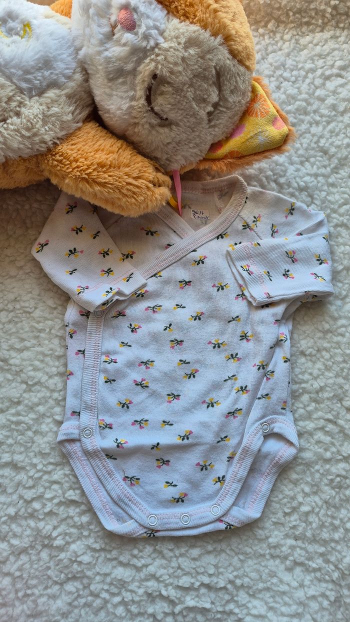 Lot de bodies - photo numéro 4