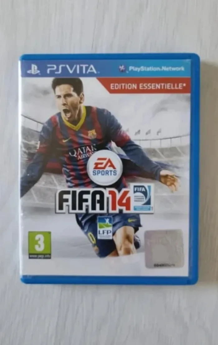 jeu video PSVita Fifa 14 Très bon état
