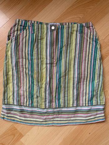 Jolie jupe multicolore 12 ans