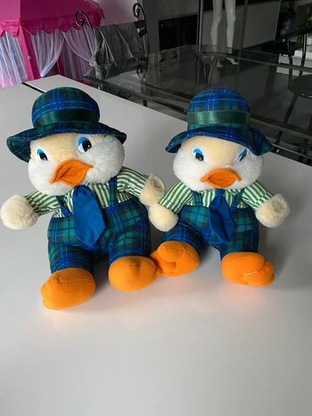 Lot de deux peluches canard annees 90