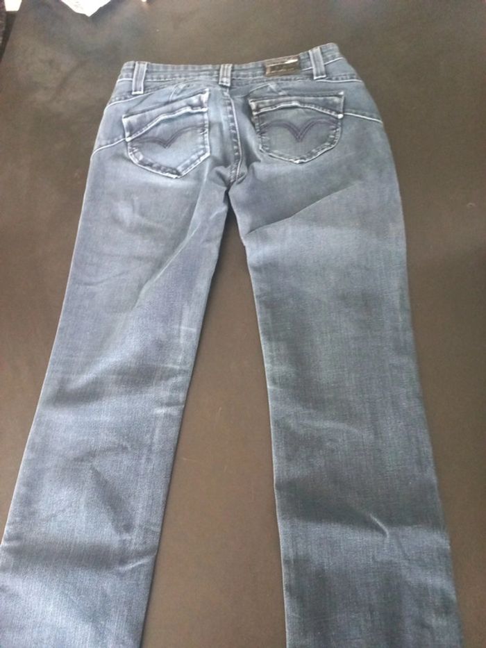 Jean levis fille - photo numéro 5