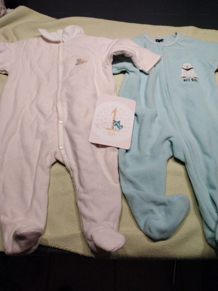 Lot vêtements chauds 1 an - photo numéro 2