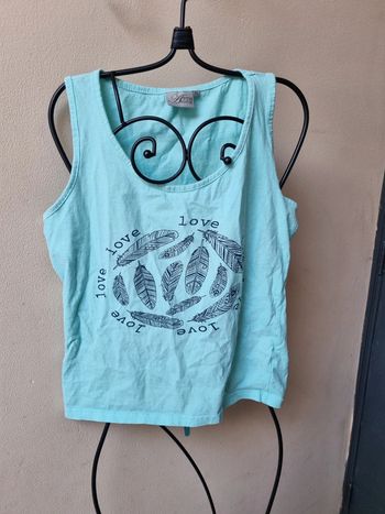 Débardeur bleu clair et noir