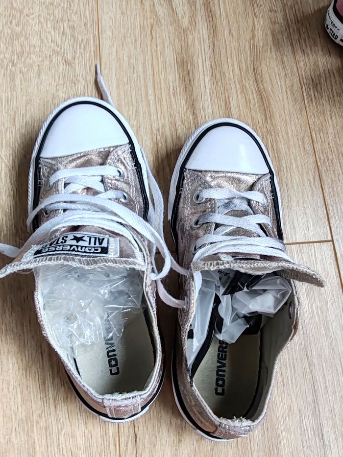 Converse - photo numéro 2