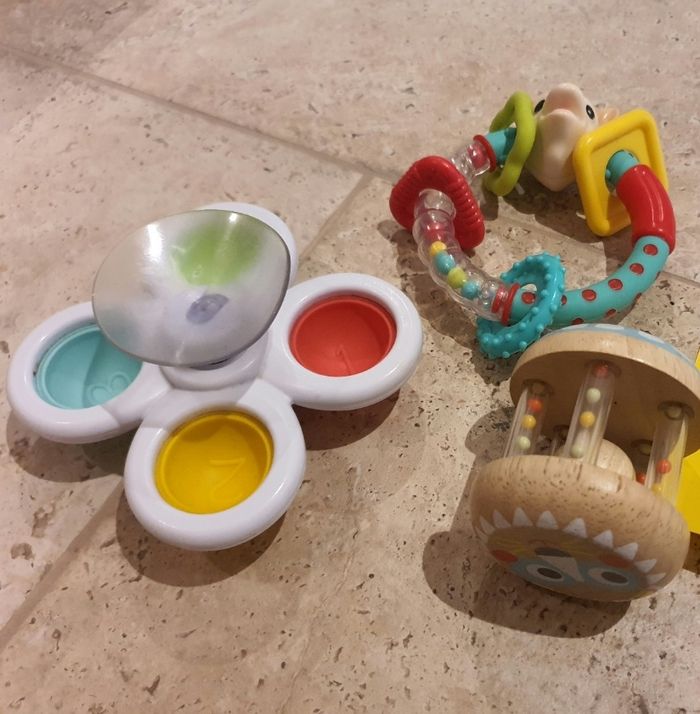 Lot de 3 jouets d'éveil