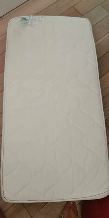 Matelas bébé/enfant  60X120 cm excellent état