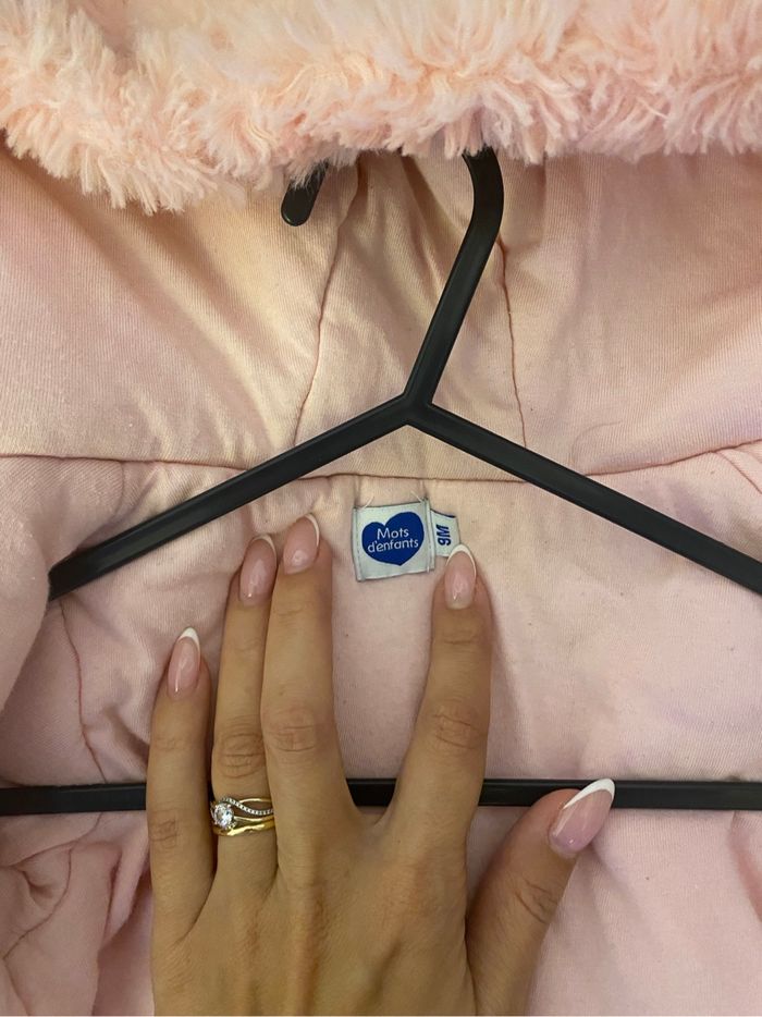 Manteau fausse fourrure rose - photo numéro 3