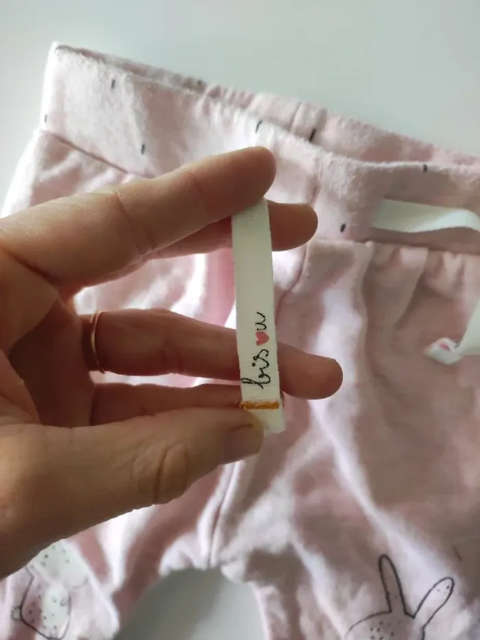 Lot vêtements 1 mois fille - photo numéro 4