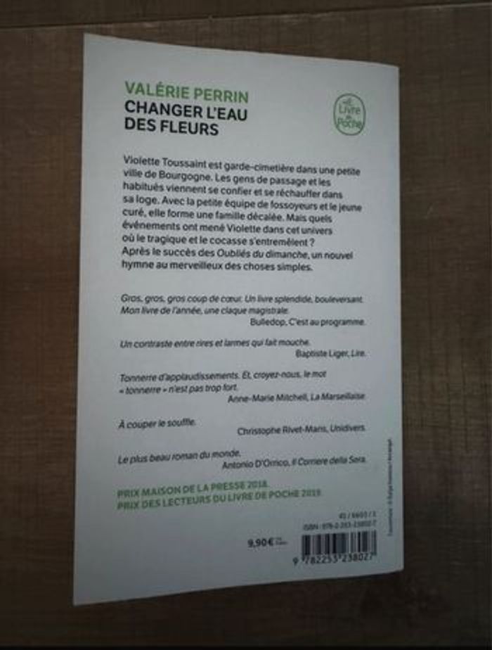 Livre - photo numéro 2