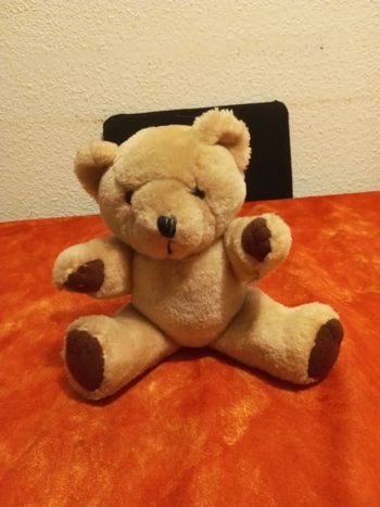 Ourson beige articulé vintage