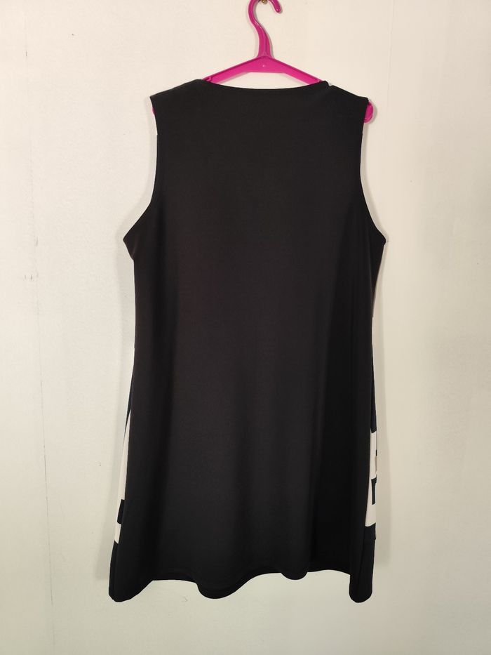 Vends robe - photo numéro 2