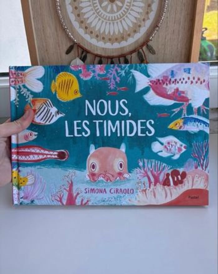Livre nous les timides école des loisirs - photo numéro 3