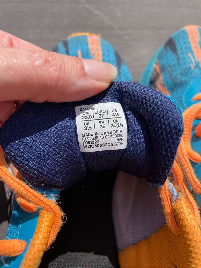 Asics taille 37 - photo numéro 2