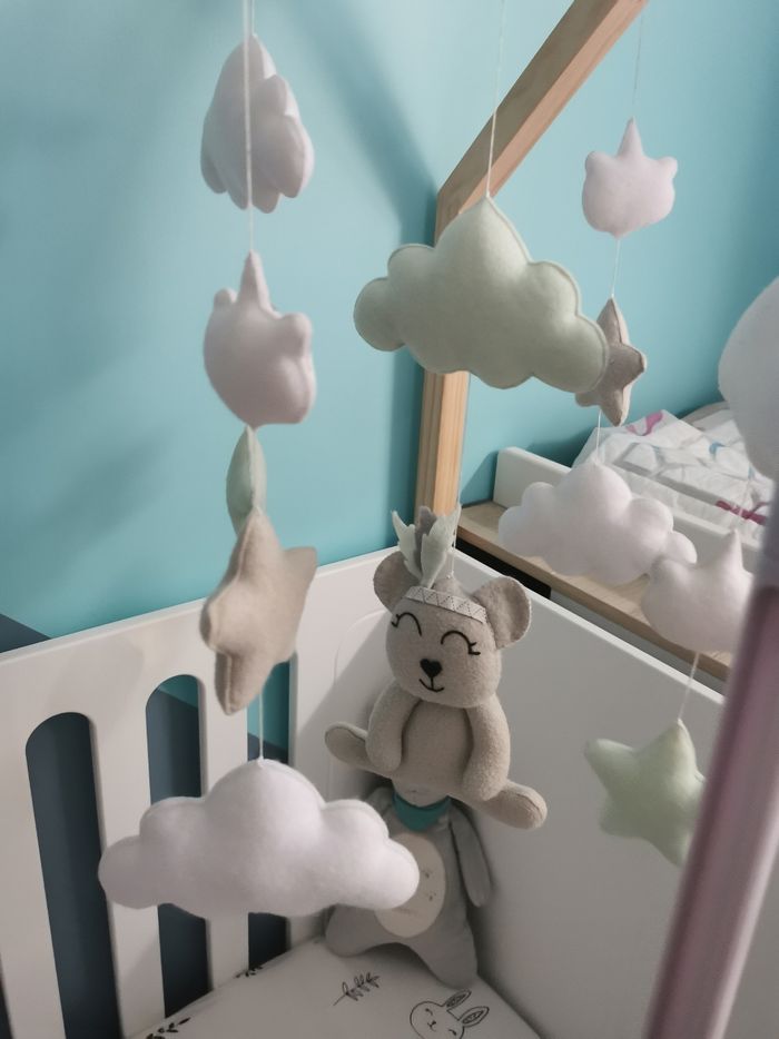 Mobile bébé thème animaux indiens (koalas, pandas, nuages) - photo numéro 4