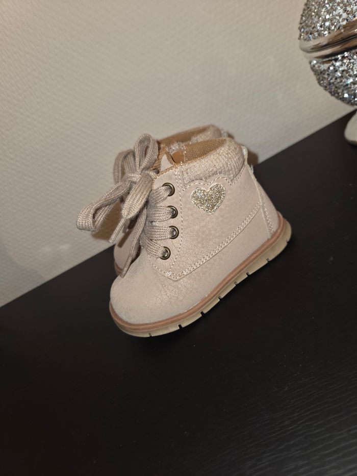 Chaussures premiers pas Chicco - photo numéro 2