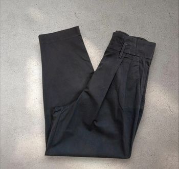 Pantalon noir taille haute jambes larges taille 40 Mango