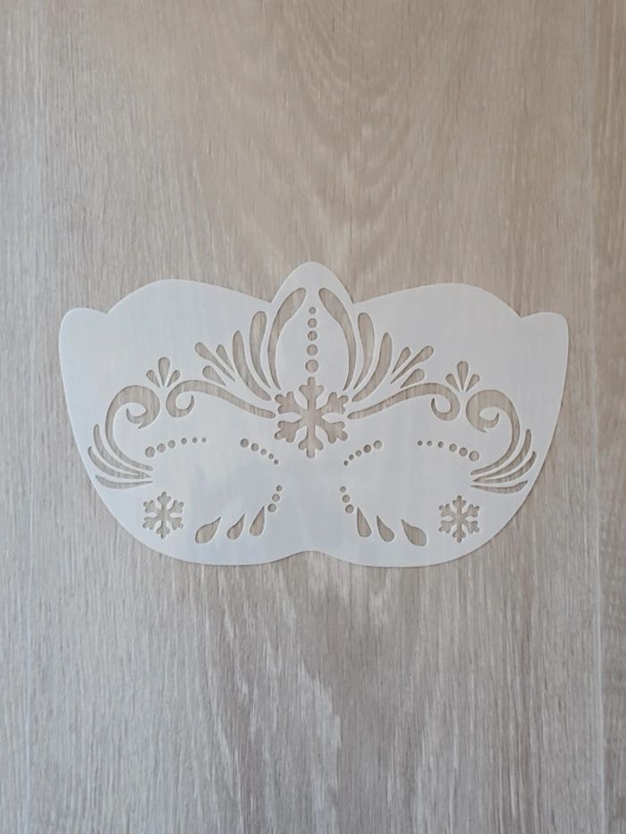 Masque pochoir enfant