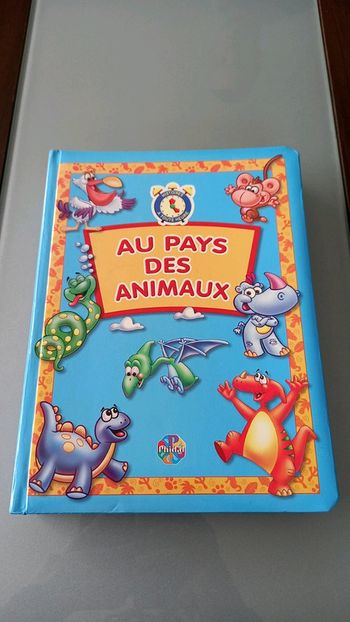 Livre " Au pays des animaux "