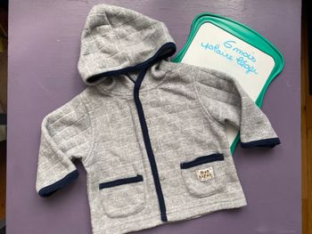 Gilet à pression gris 6 mois 67cm